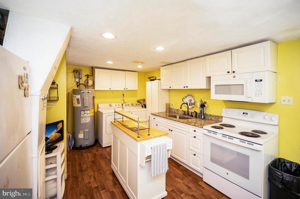 14 APACHE TERRACE