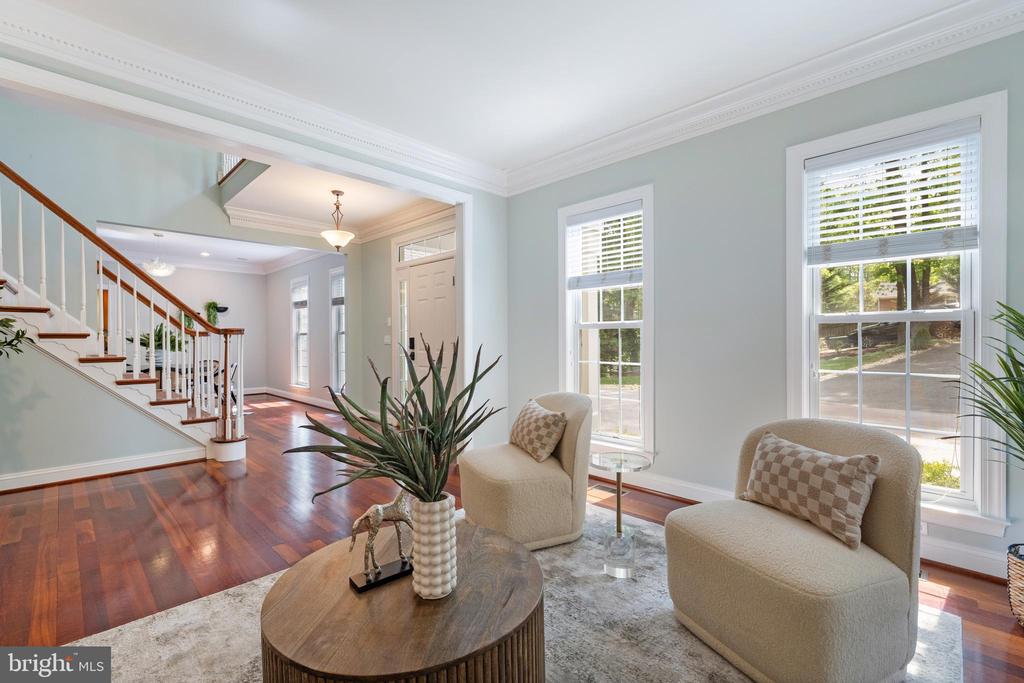 310 LEE DRIVE