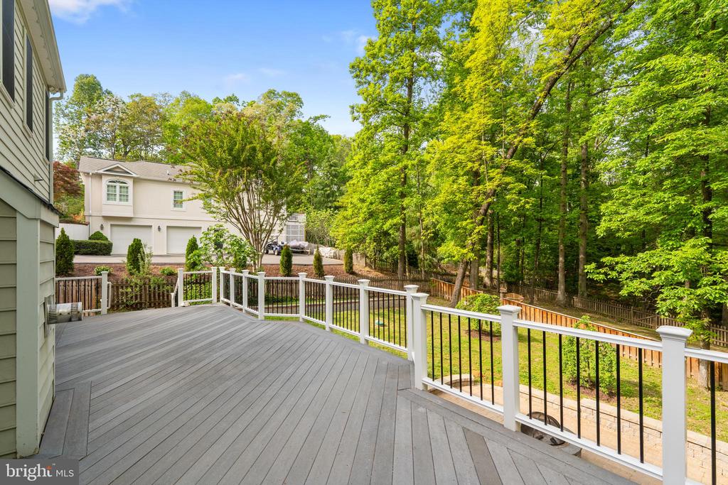 310 LEE DRIVE