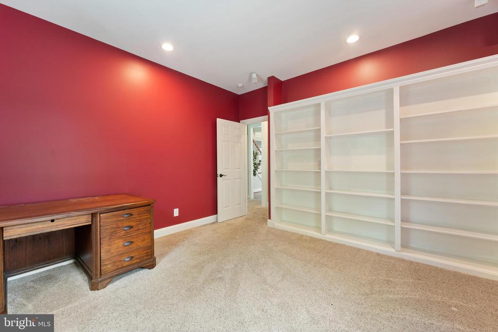 310 LEE DRIVE