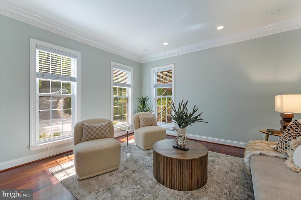 310 LEE DRIVE