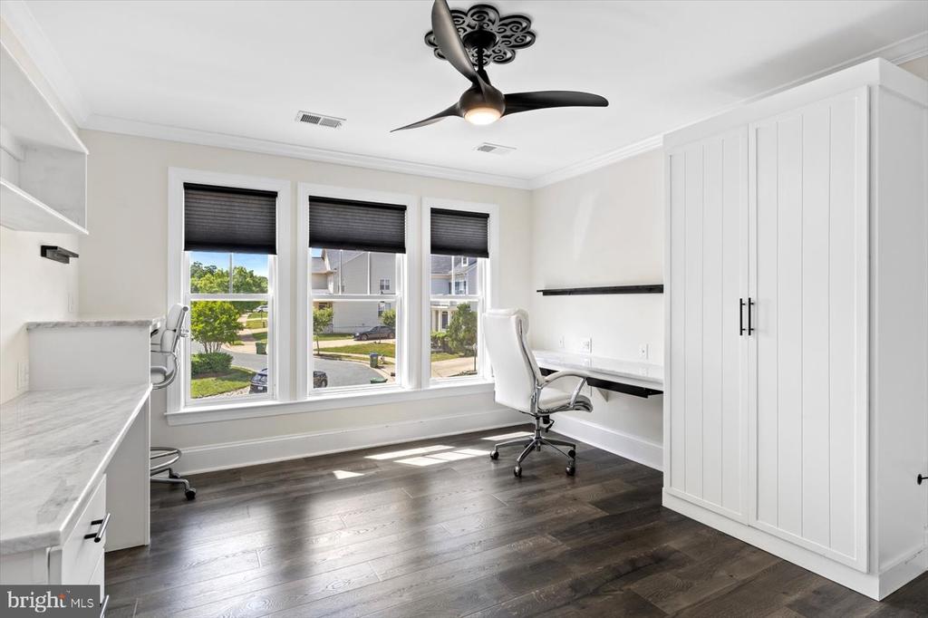 1323 WALKER DRIVE