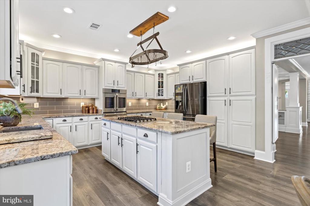 1323 WALKER DRIVE
