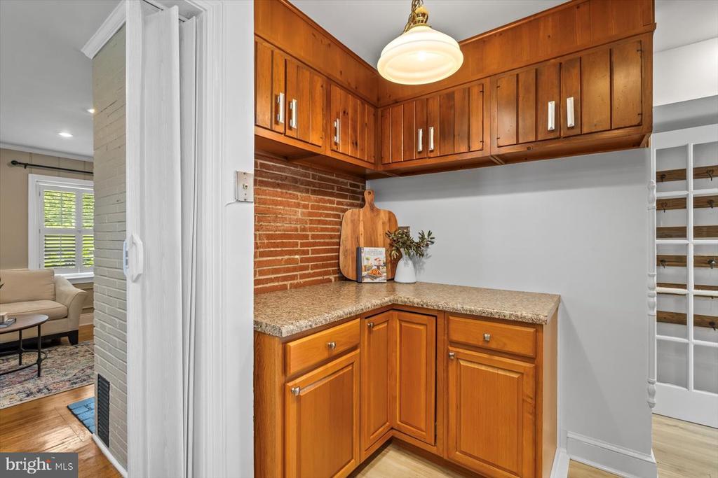 1703 FRANKLIN
