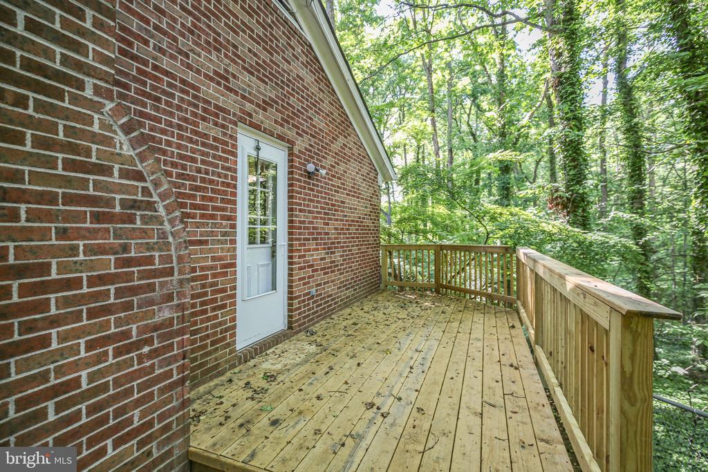 207 WILDERNESS LANE