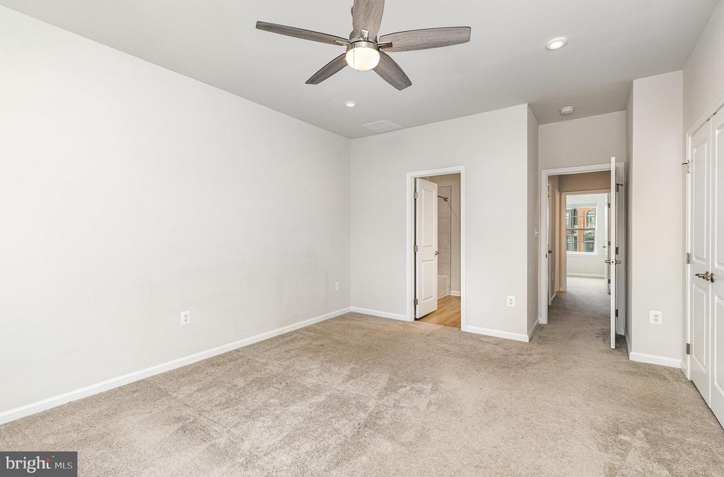 1019 RAMPART DRIVE