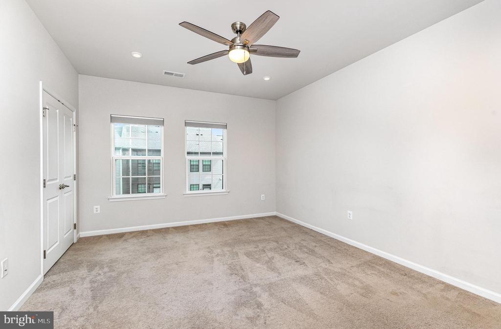 1019 RAMPART DRIVE