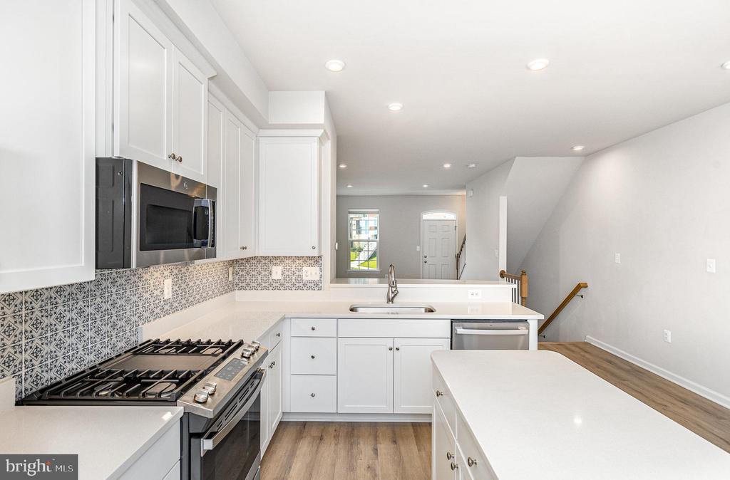 1019 RAMPART DRIVE