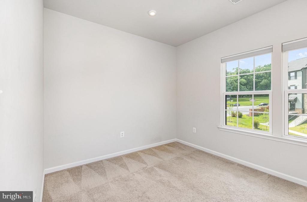 1019 RAMPART DRIVE