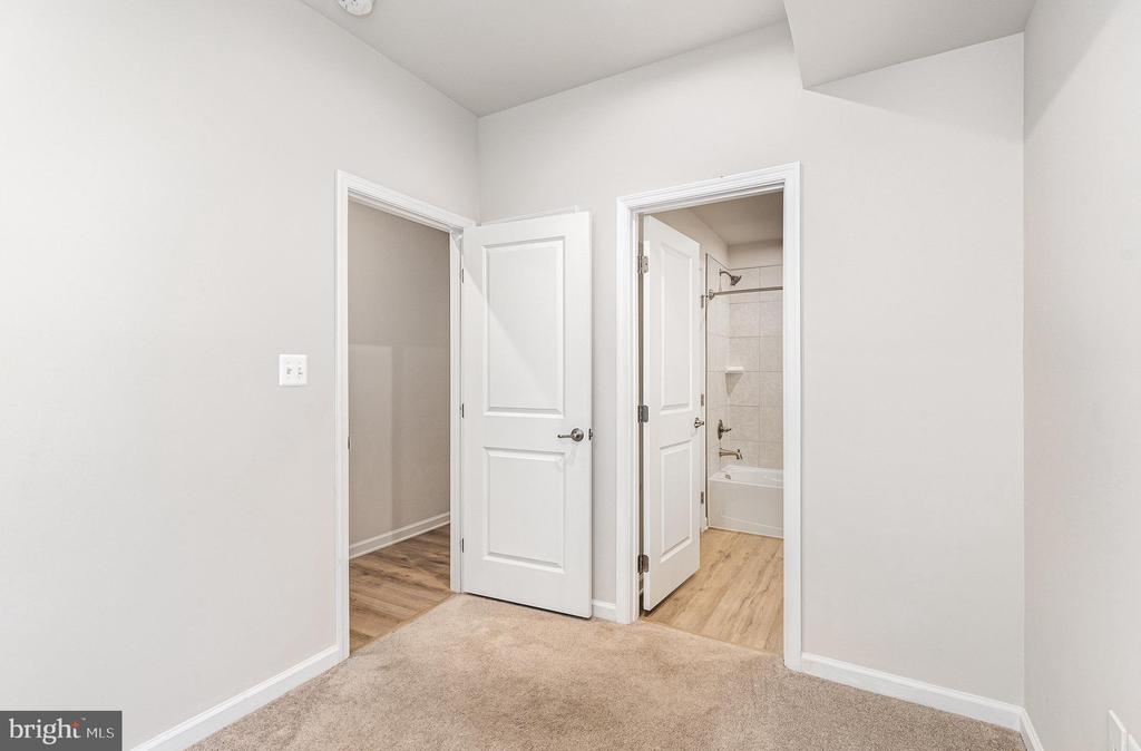 1019 RAMPART DRIVE
