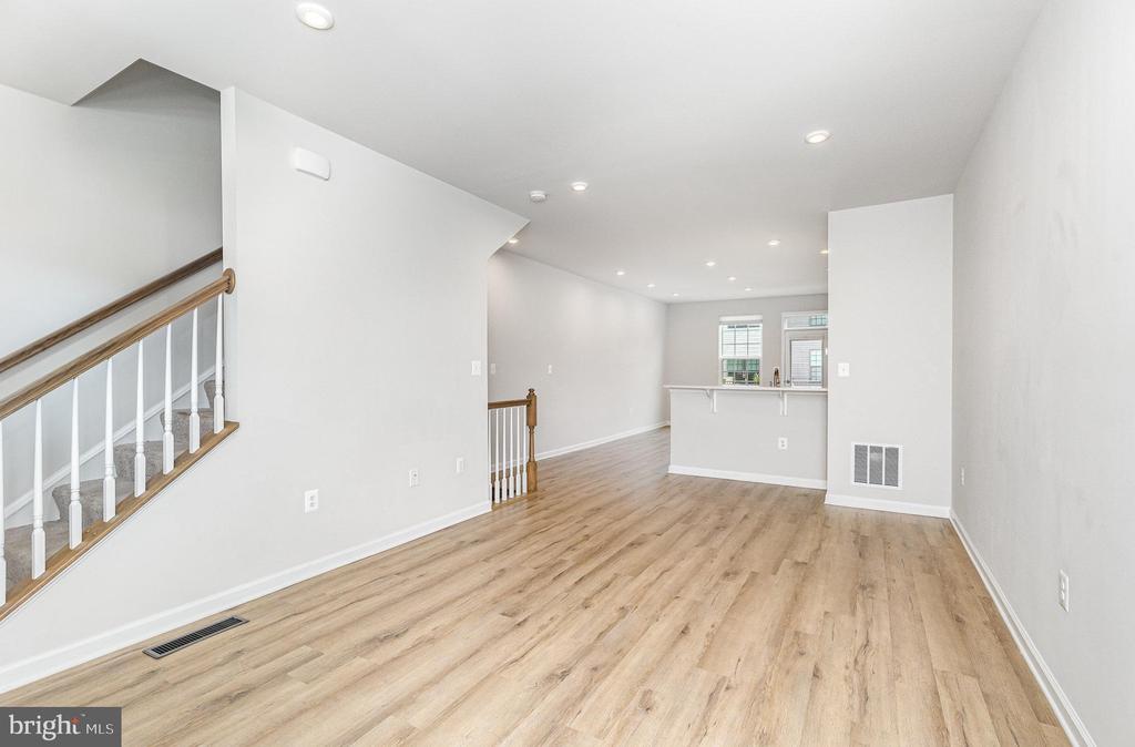 1019 RAMPART DRIVE