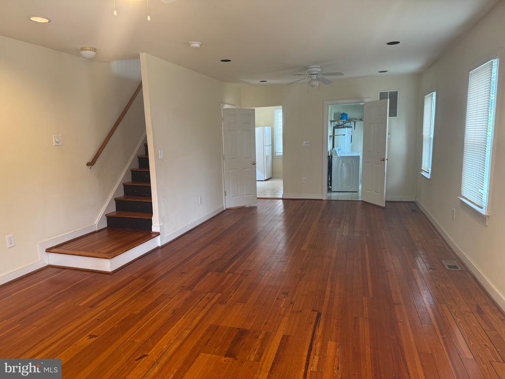 1412 CHARLES STREET