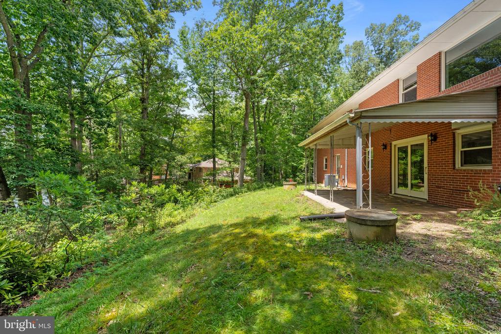 101 GOODLOE DRIVE