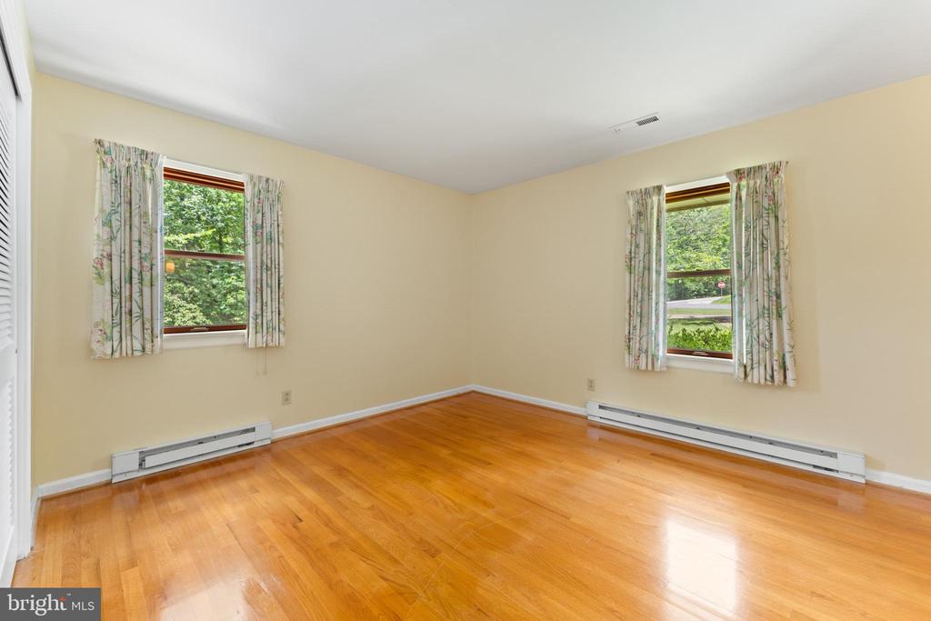 101 GOODLOE DRIVE