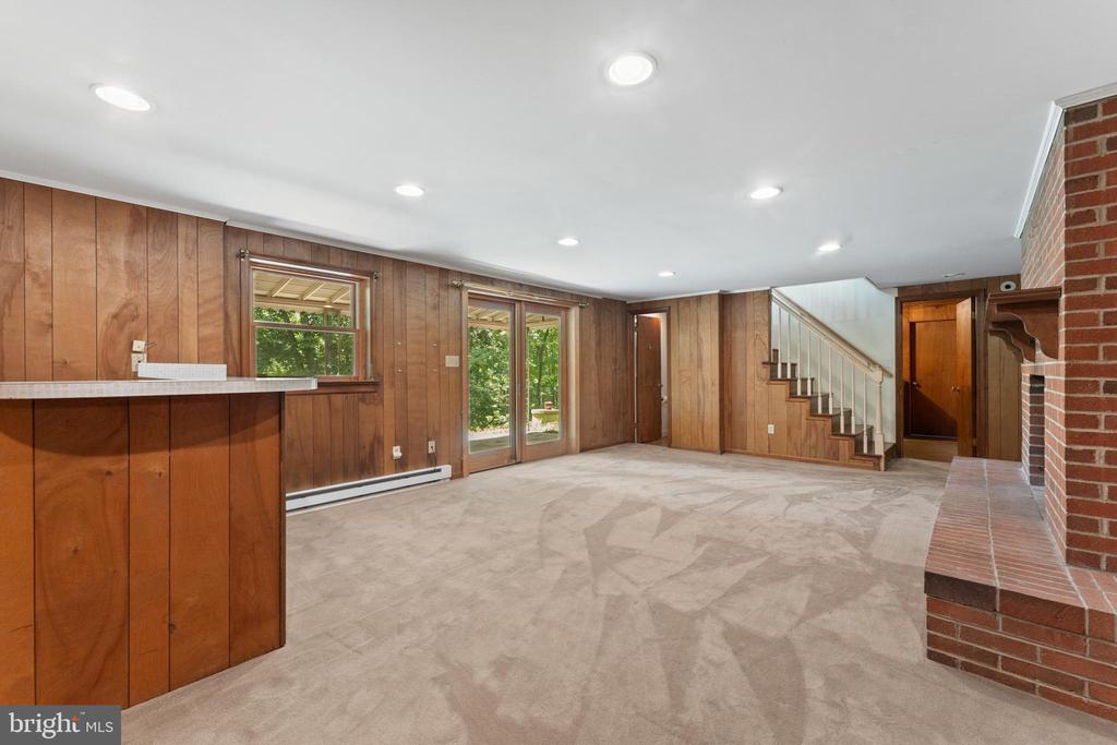101 GOODLOE DRIVE