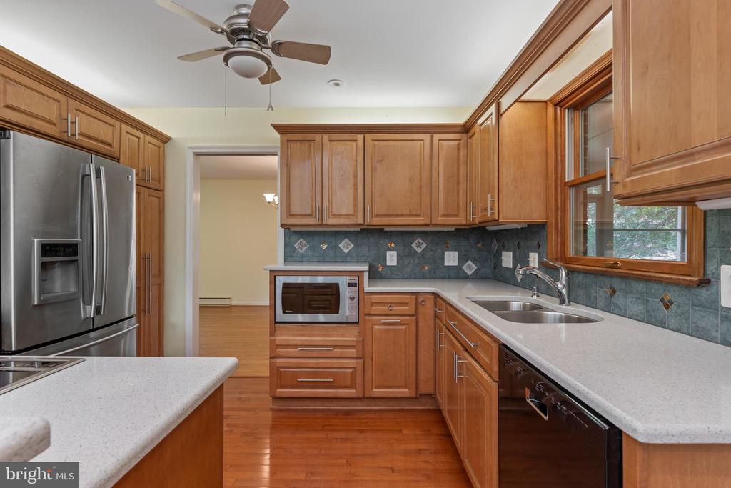 101 GOODLOE DRIVE