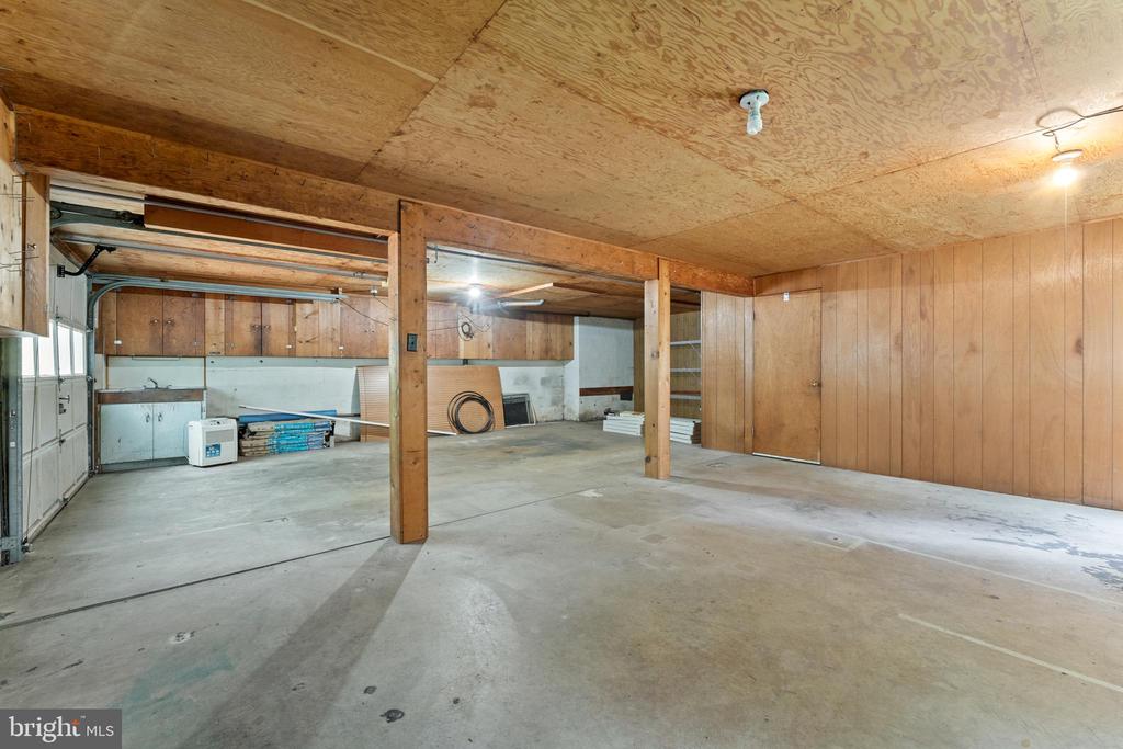 101 GOODLOE DRIVE