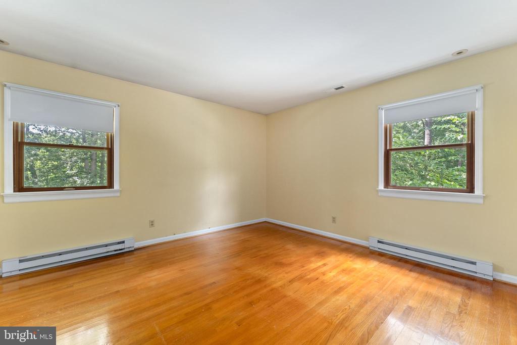 101 GOODLOE DRIVE