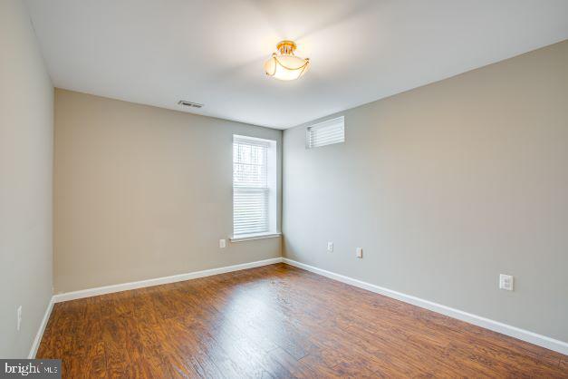 1000 EVERETT COURT