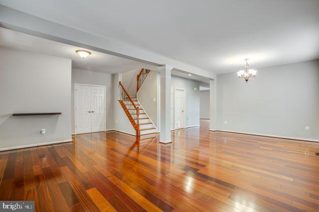 1000 EVERETT COURT