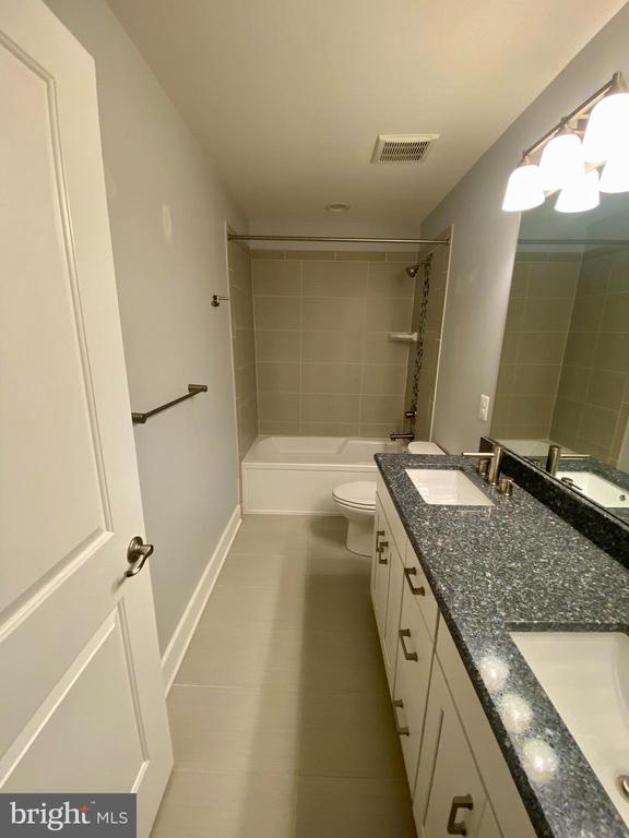 1202 BUCKNER STREET