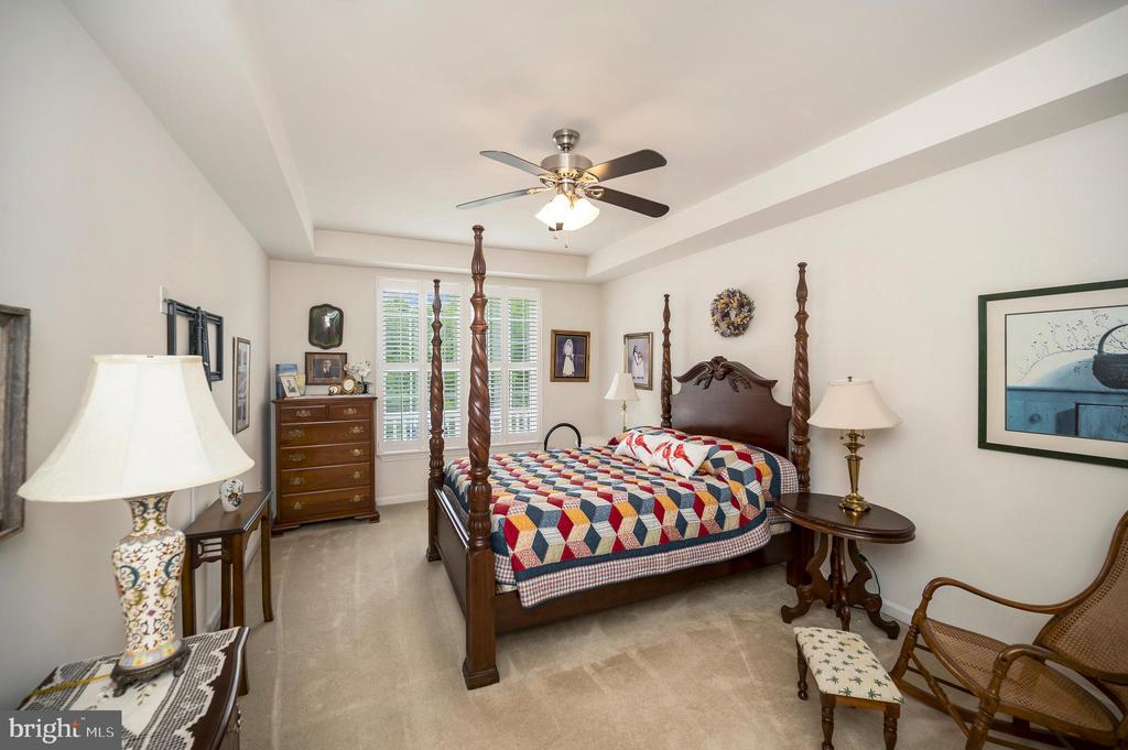 960 CADMUS DRIVE