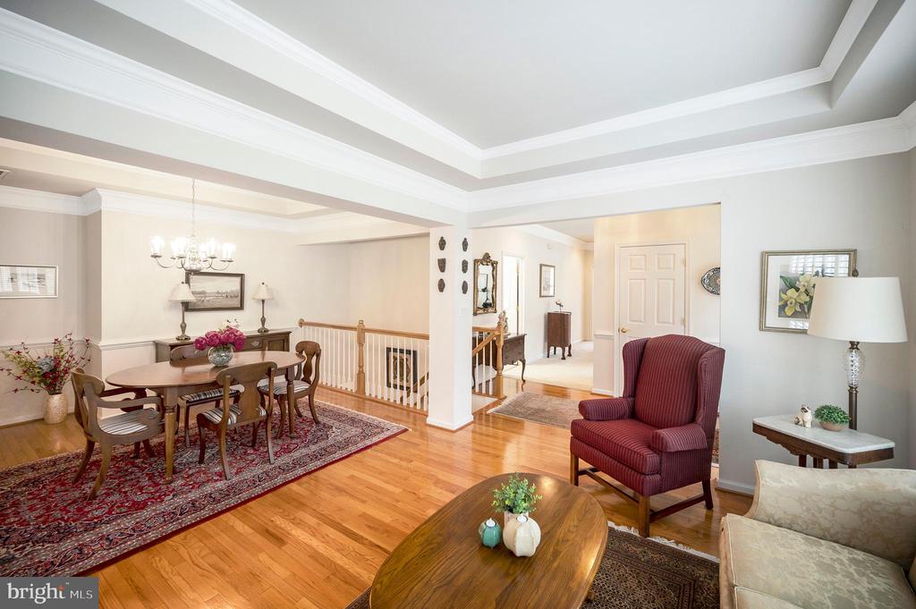 960 CADMUS DRIVE
