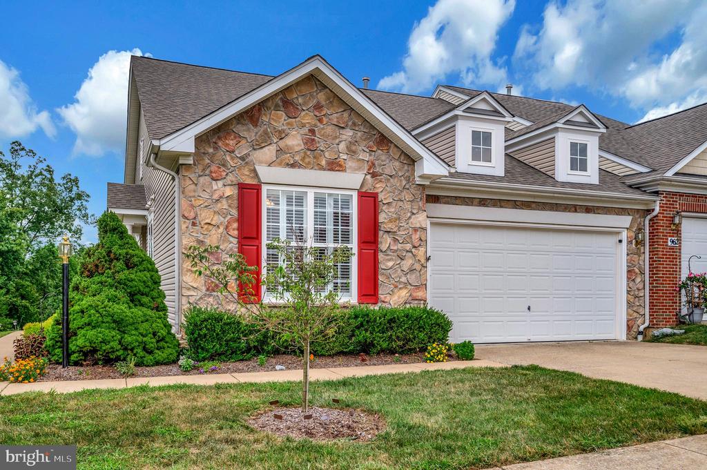 960 CADMUS DRIVE