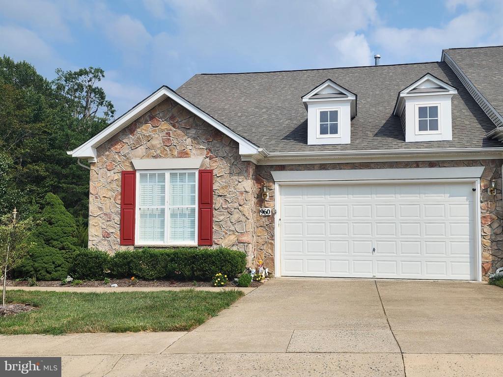 960 CADMUS DRIVE