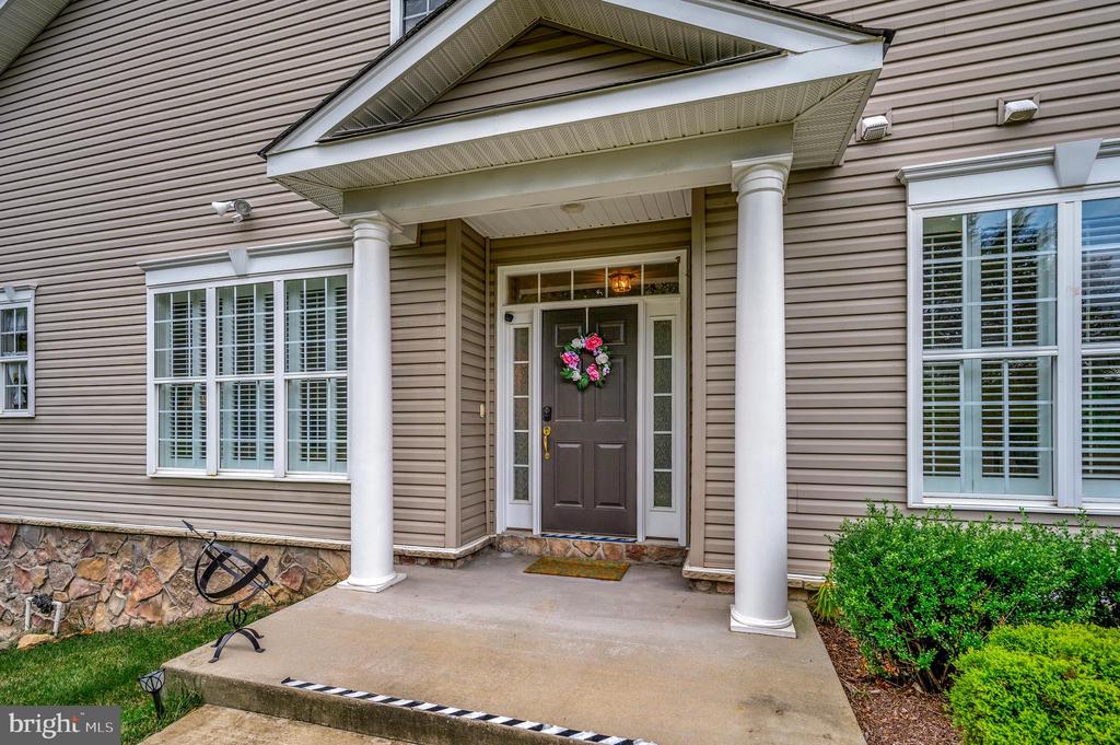 960 CADMUS DRIVE