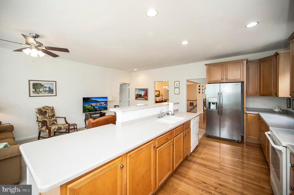 960 CADMUS DRIVE