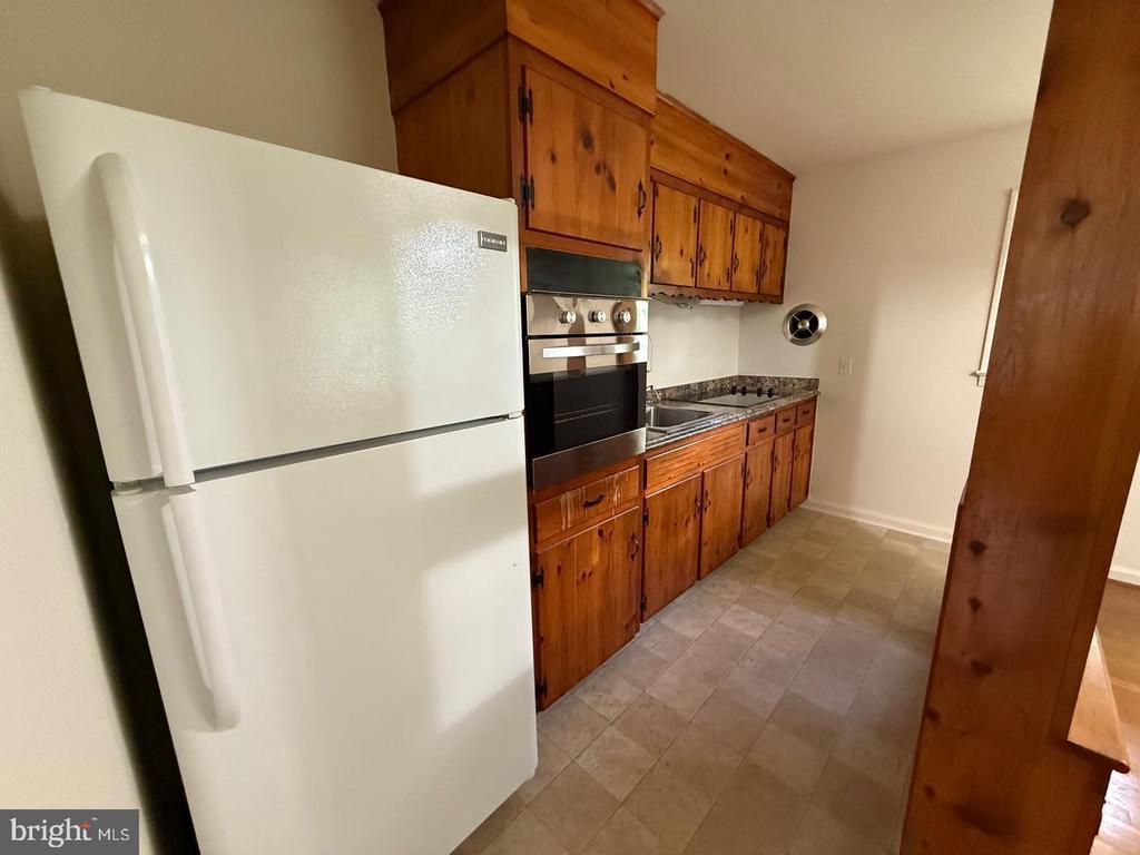 117 COURTLAND DRIVE 2