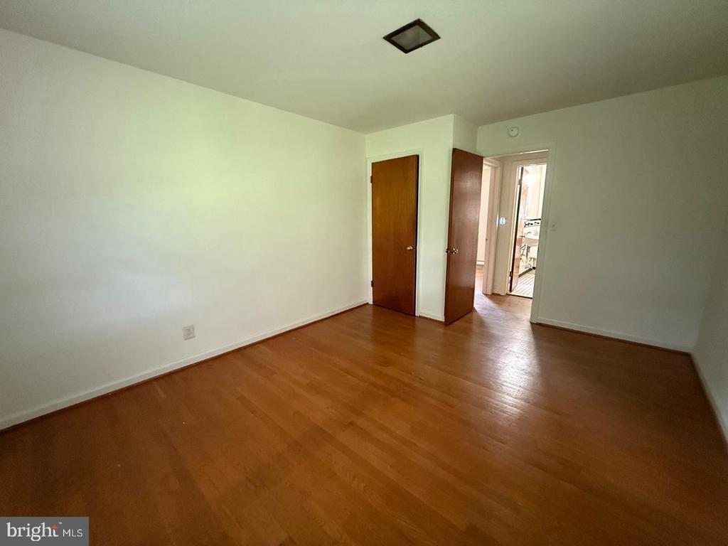 117 COURTLAND DRIVE 2