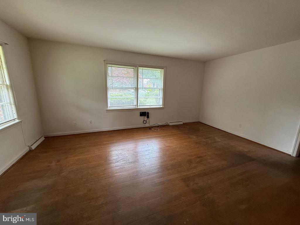 117 COURTLAND DRIVE 2