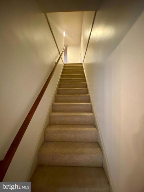 1127 HANOVER STREET