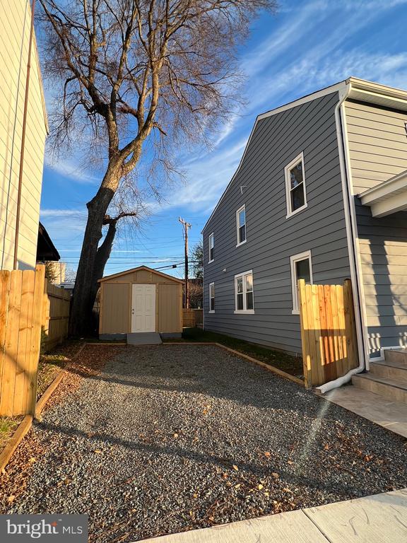 624 GEORGE STREET