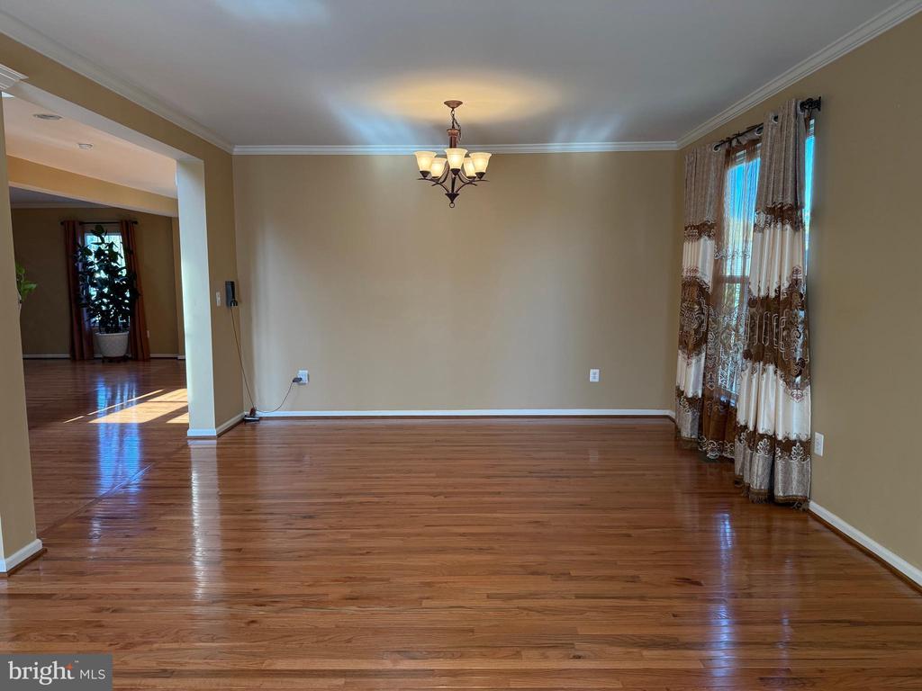 1803 IDLEWILD BOULEVARD