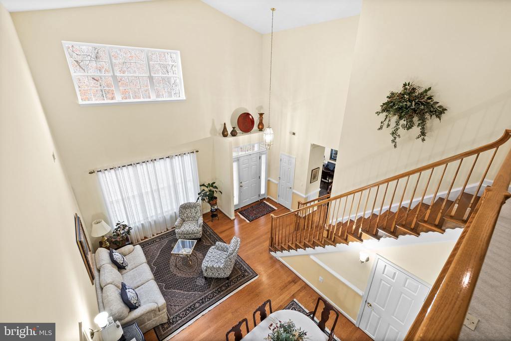 1022 MAUREEN DRIVE