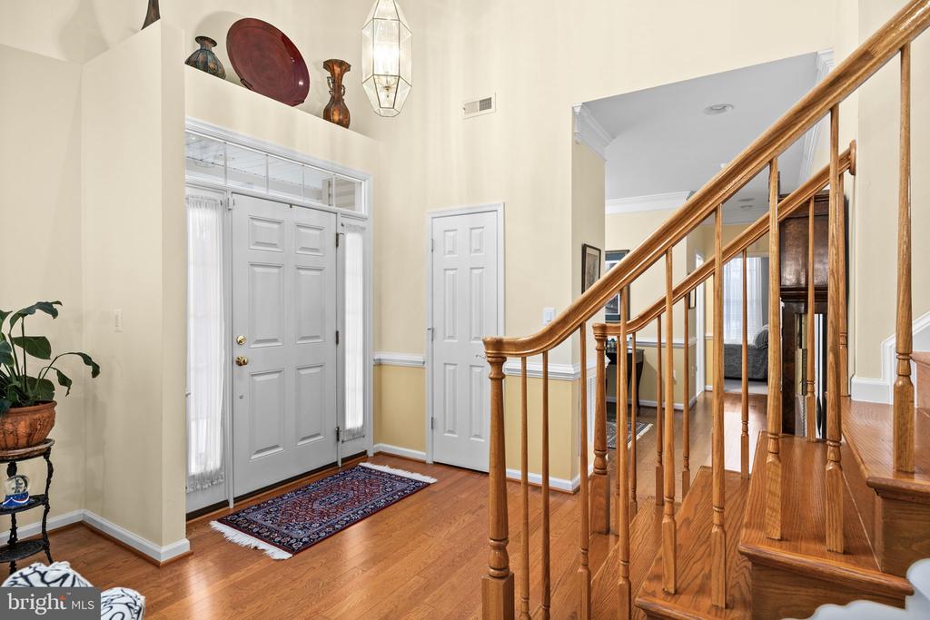 1022 MAUREEN DRIVE