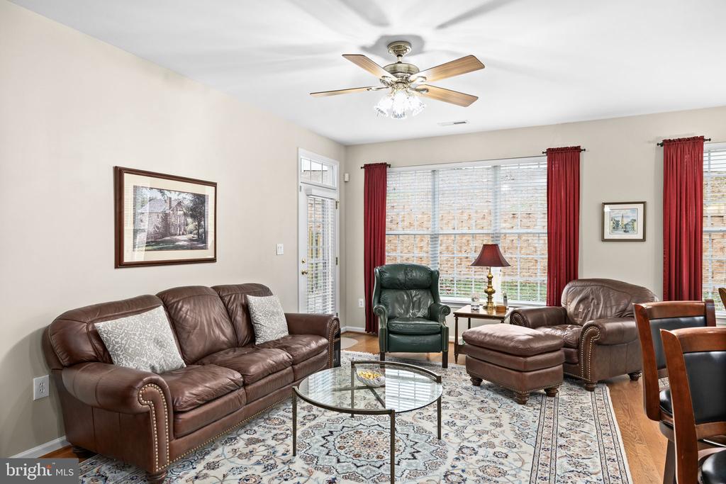 1022 MAUREEN DRIVE
