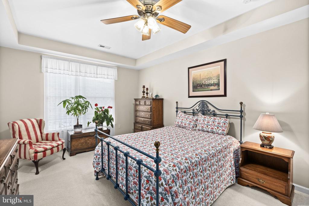 1022 MAUREEN DRIVE
