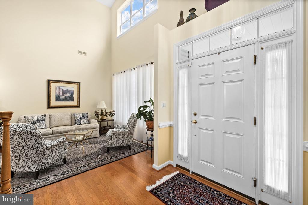 1022 MAUREEN DRIVE