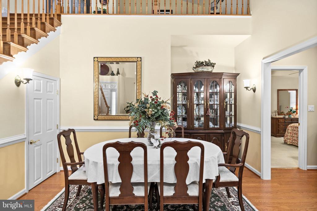 1022 MAUREEN DRIVE