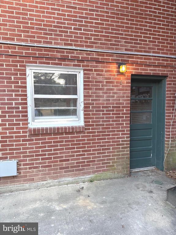 117 COURTLAND DRIVE 4