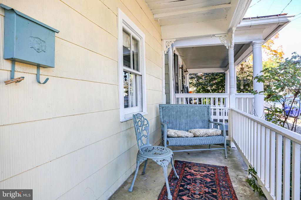 210 PRINCESS ANNE STREET
