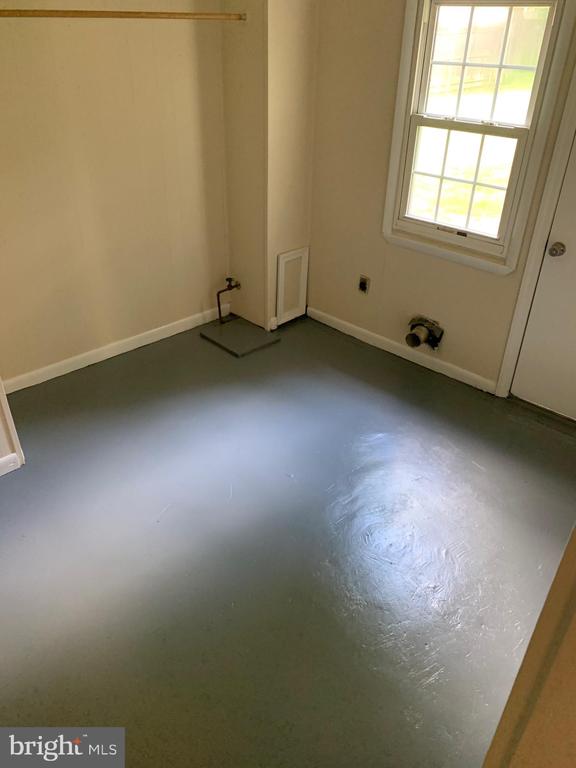 1605 CHARLES STREET APT C