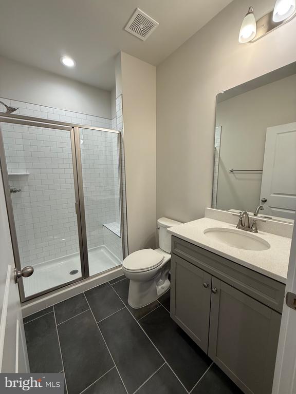 128 KINROSS LANE
