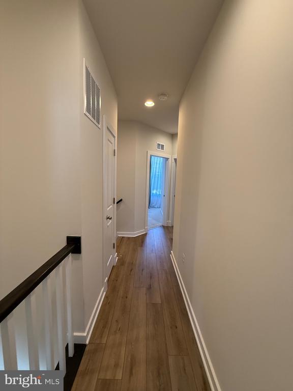 128 KINROSS LANE