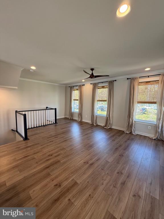 128 KINROSS LANE