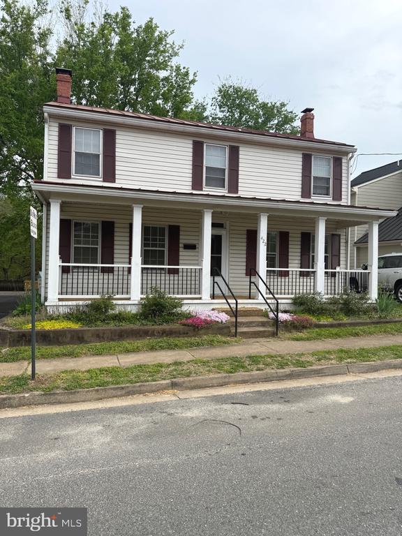 422 DUNMORE STREET